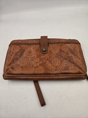 The Sak Iris Embossed Tobacco Floral Leather Convertible Crossbody Bag NWT